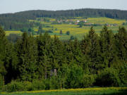 Tele-Blick von Buggenried nach Nordwesten auf Schönenbach am 17.5.2009