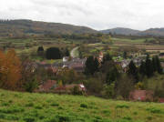 Blick nach S�dost �ber Ettenheimweiler zum M�nchberg am 26.10.2009