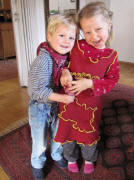 Geschwister 3,5 und 5 Jahre am 18.12.2009