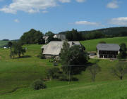 Blick nach Norden �ber den Glastr�gerhof zum Birkwegerhof am 1.9.2010