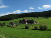 Blick nach Osten ins Urachertal zum Kleiserhof am 1.9.2010