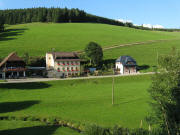 Blick nach Norden zur ehem. Linacher Schule am 1.9.2010 