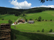 Blick vom Zipfelh�usle nach Osten zum Schachenhof am 1.9.2010