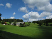 Blick nach Osten zu Widiwandhof und Widiwanderh�he am 1.9.2010