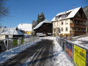 Blick nach Westen �ber die neue Br�cke in Burg am Wald am 2.1.2010