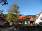 Blick nach Norden am 26.10.2010 zum H�ttichenhof an der ehem. B31