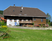 Blick nach Westen zum Musloch-Hof am 7.7.2010 - s' Musloch