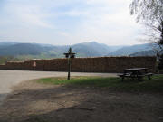 Versperrter Blick nach Osten �ber die Immi zum Weilersbach am 24.4.2010 
