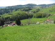 Blick vom Weg von Langensee zum St�ckleplatz am 29.4.2010 nach Westen bis hoch nach Raich