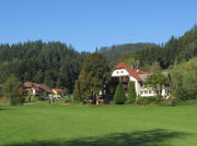 Blick nach Norden zum Kohlenbacher Hof am 12.10.2010 - links Schmiederhof