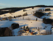 Blick vom Zwerisberg nach Norden zum Dieschenhof am 3.1.2011 -Bushof links, Dieschenhäusle oben und Bushäusle ganz oben